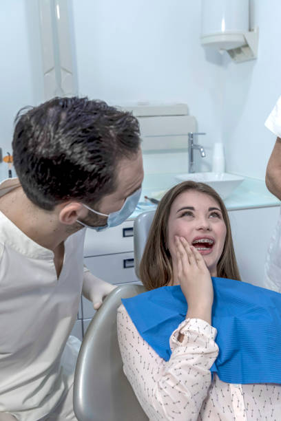 Best Emergency Dentist for Lost Fillings or Crowns in Henrietta, TX